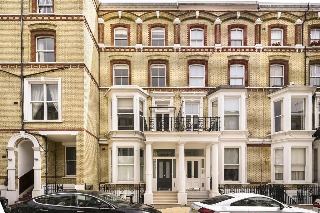 Property photo 1 of 11 S&P Kensington Lettings Flat B, 15 Cheniston Garde