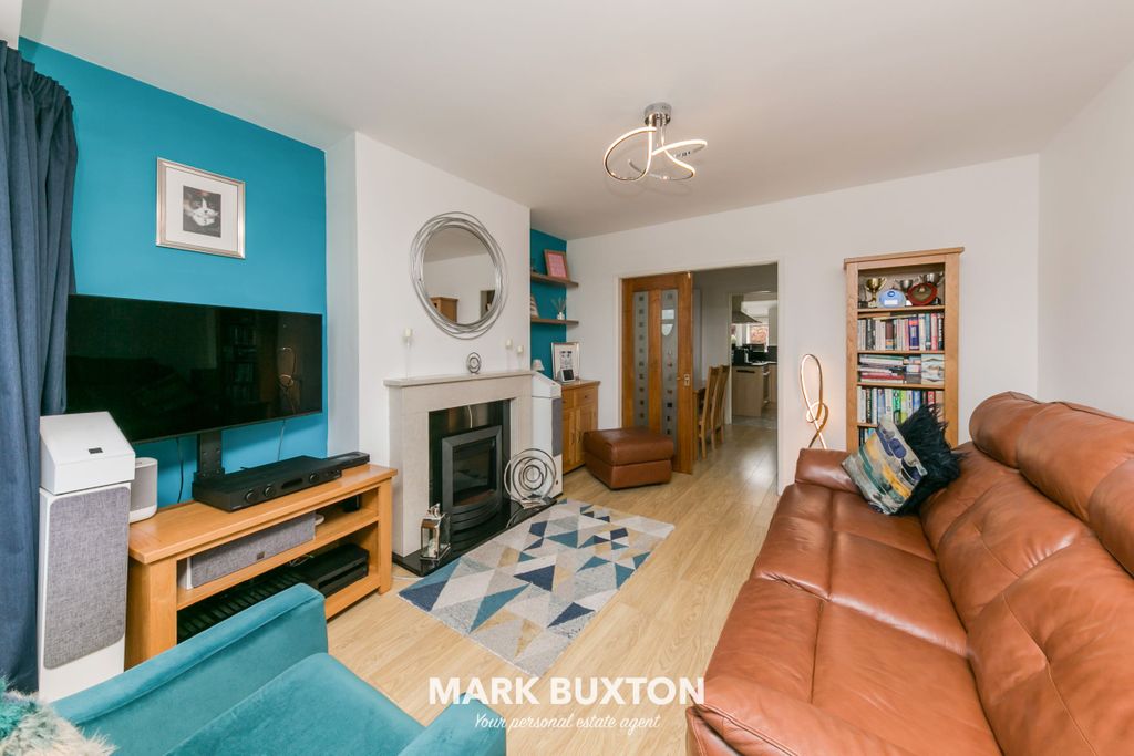 Property photo 3 of 24