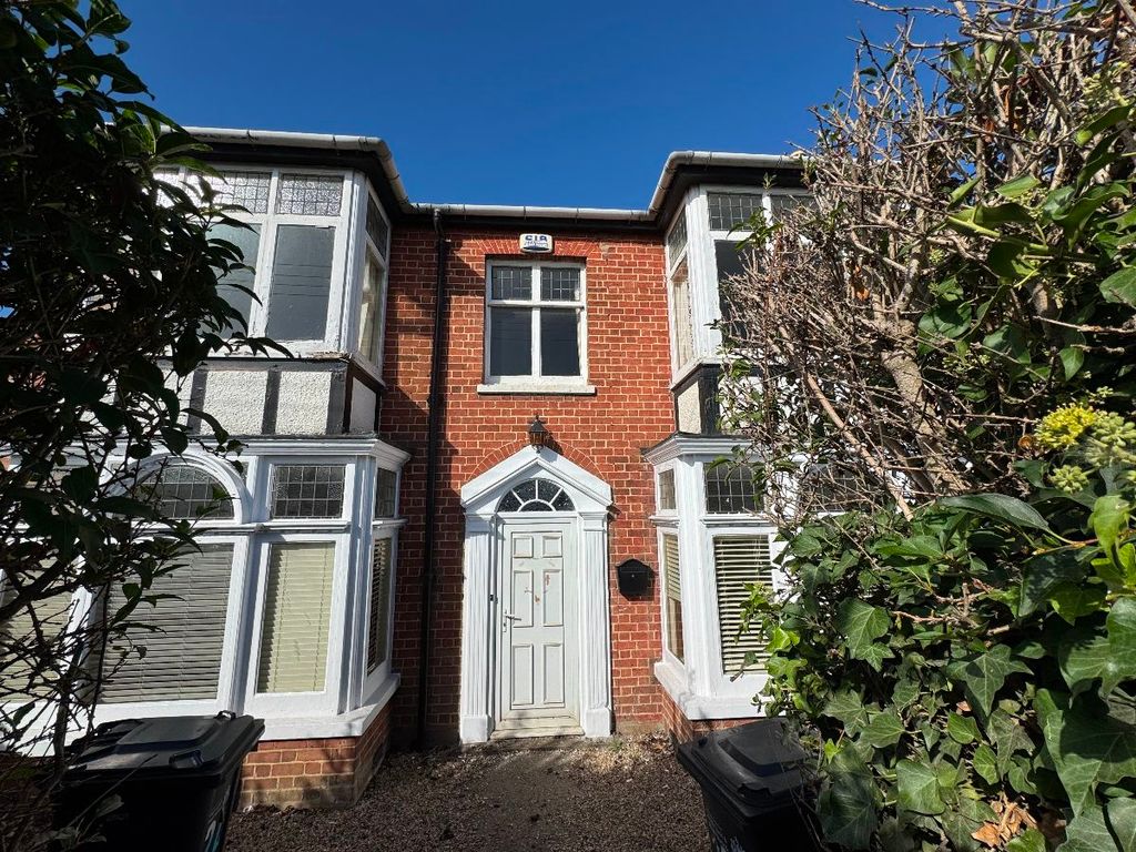 Property photo 1 of 27