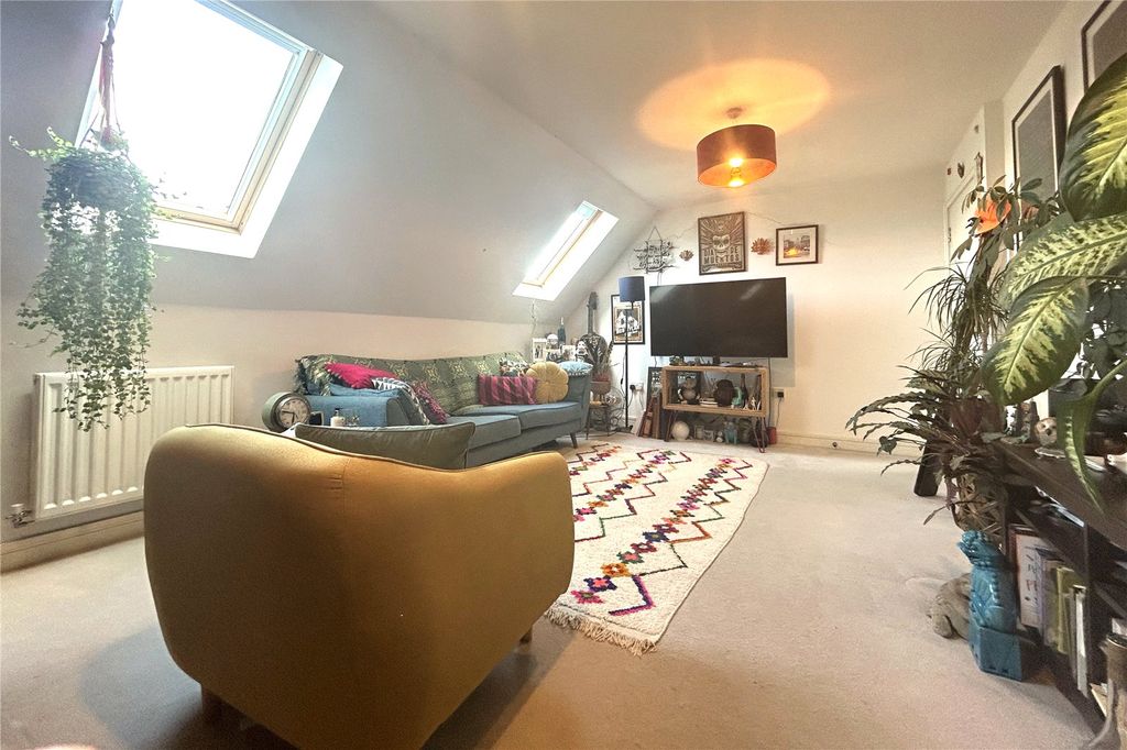 Property photo 2 of 9 Picture 2