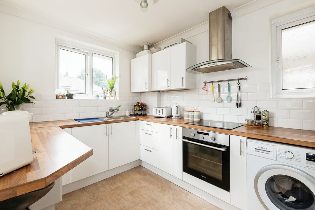 Property photo 2 of 12 Photography