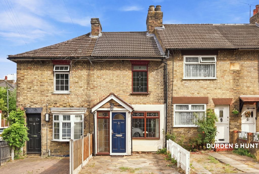 Property photo 1 of 17