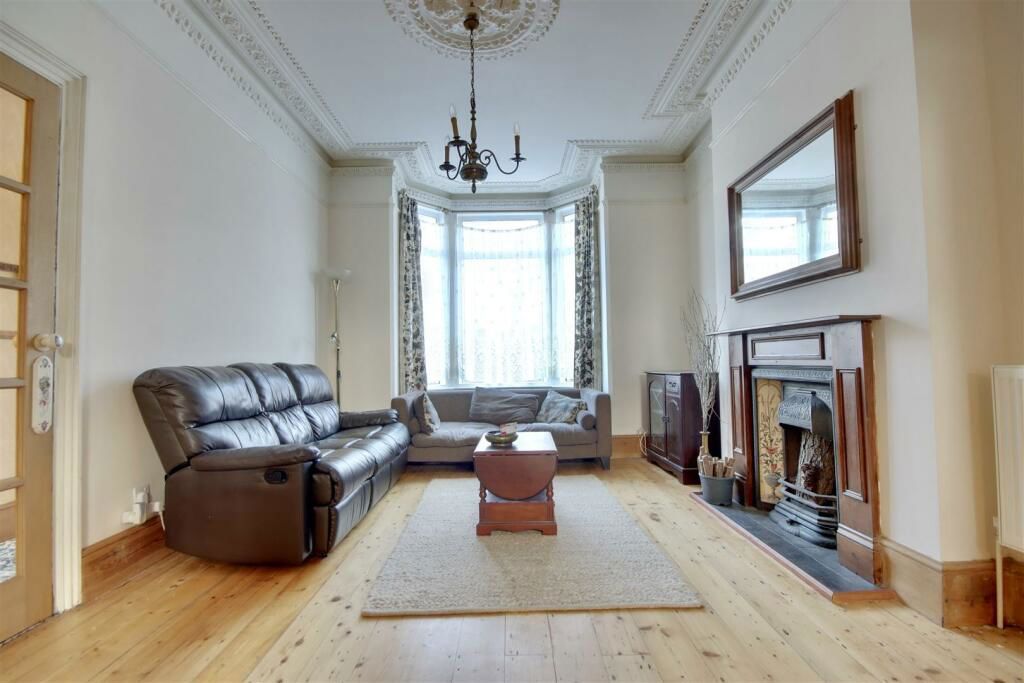 Property photo 3 of 22