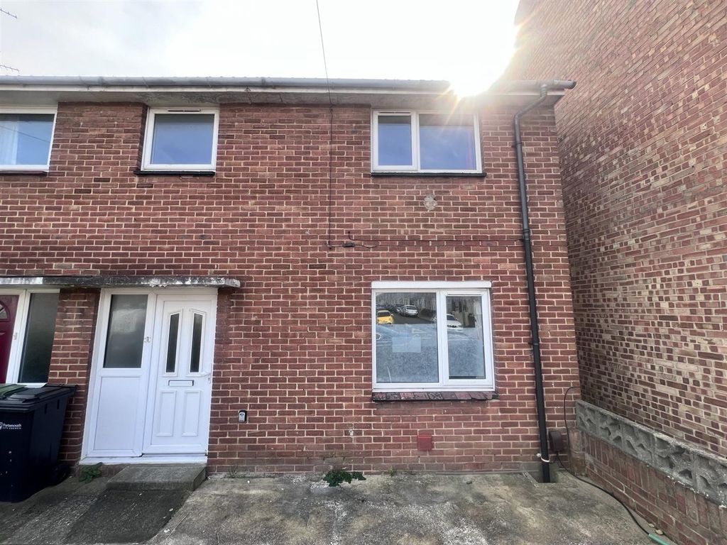 Property photo 1 of 14 Front.Jpeg