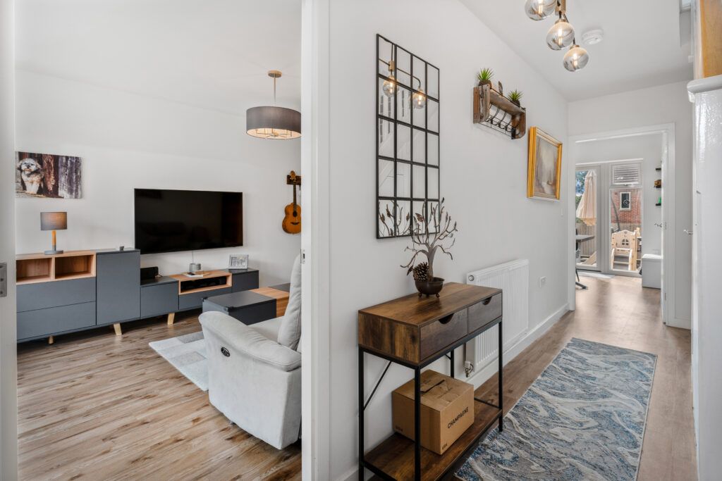 Property photo 3 of 21