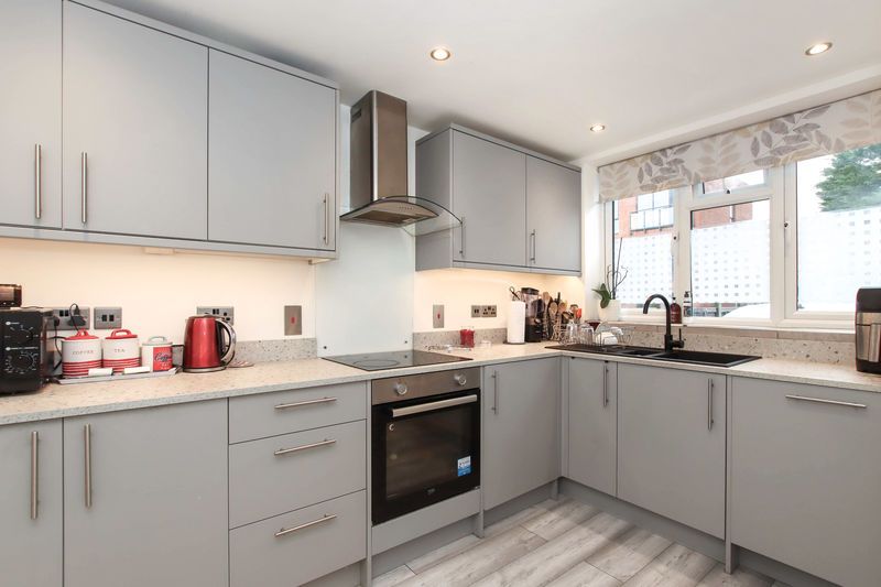 Property photo 2 of 13 Photo 5