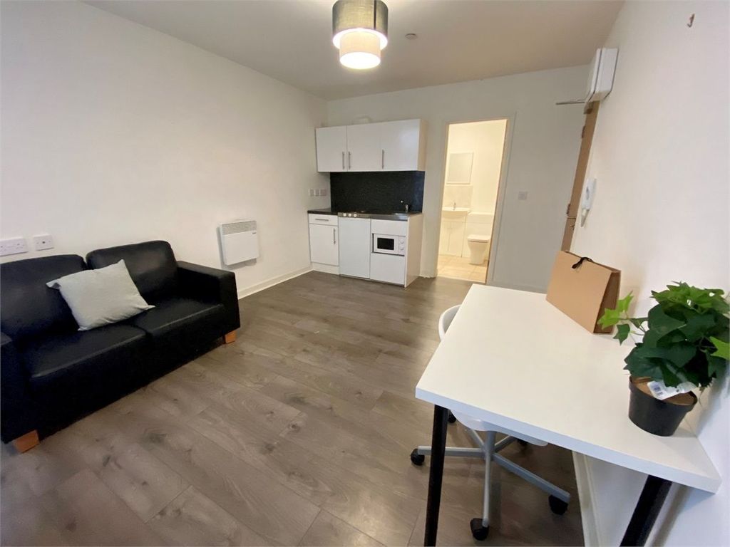 Property photo 2 of 5