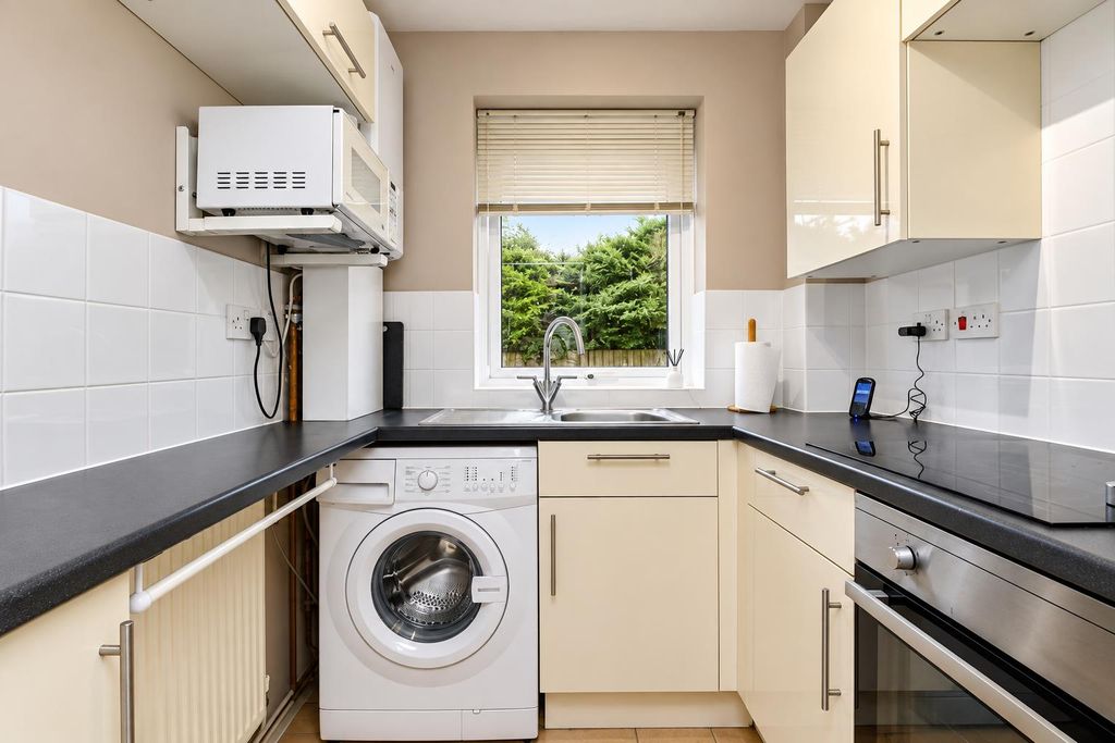 Property photo 2 of 10 2.Png