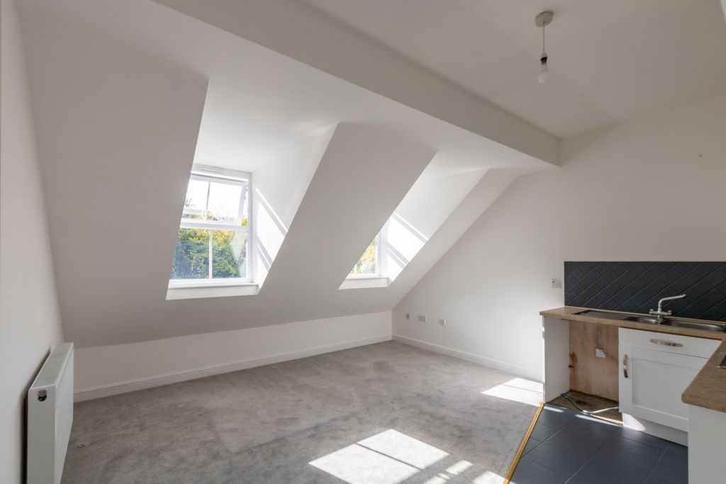 Property photo 2 of 12 Img_3286_1