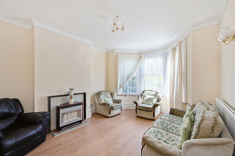 Property photo 2 of 18