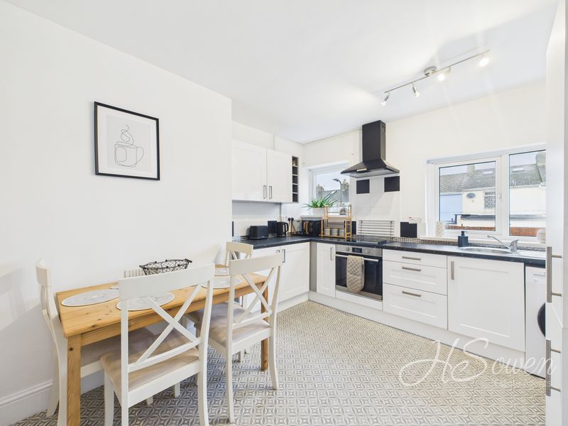 Property photo 2 of 8 Photo 6