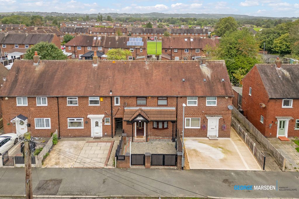 Property photo 2 of 40