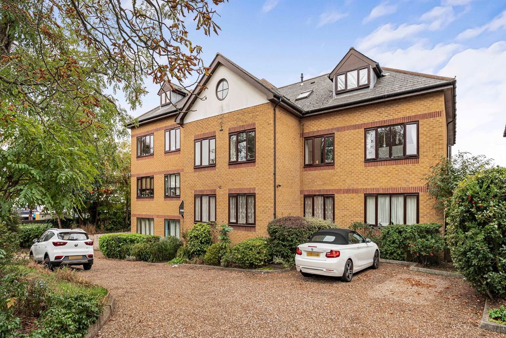 Property photo 1 of 7