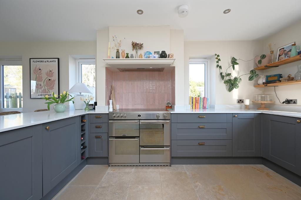 Property photo 2 of 20 Photo 2