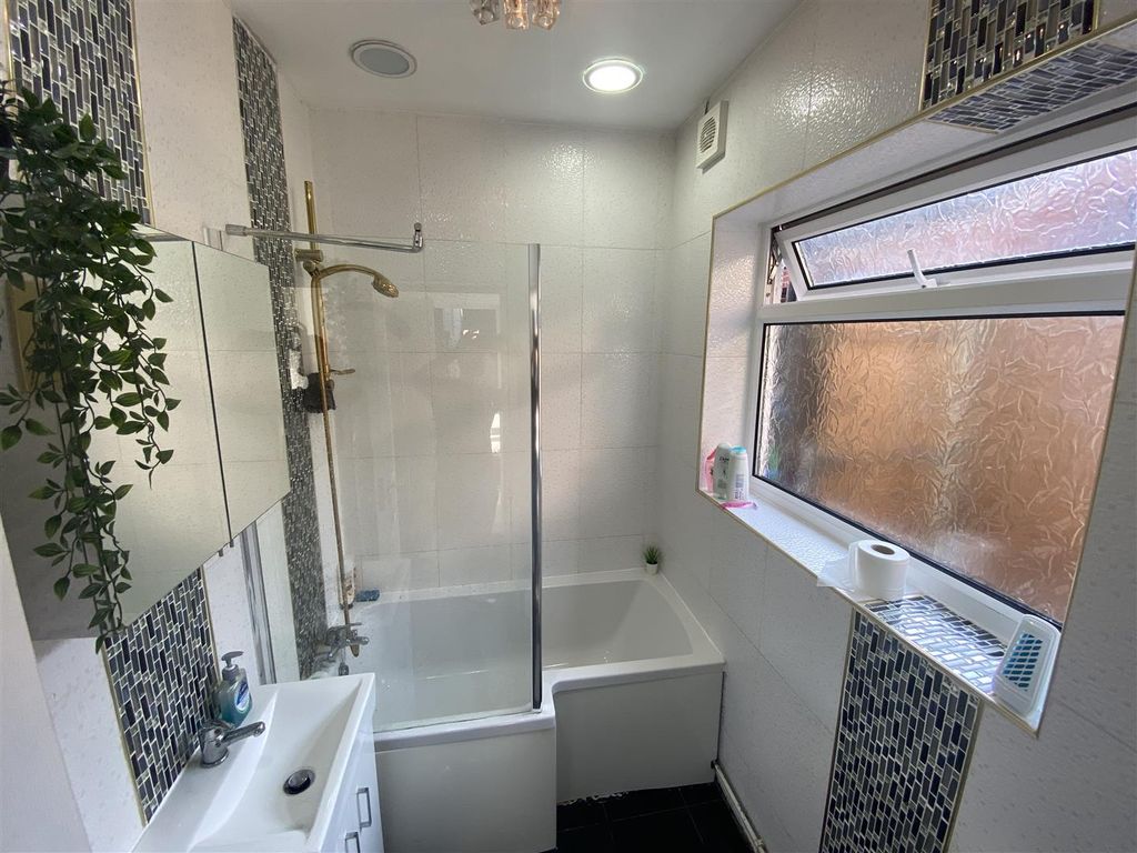 Property photo 3 of 18 1767990609813-Qumezg.Jpg