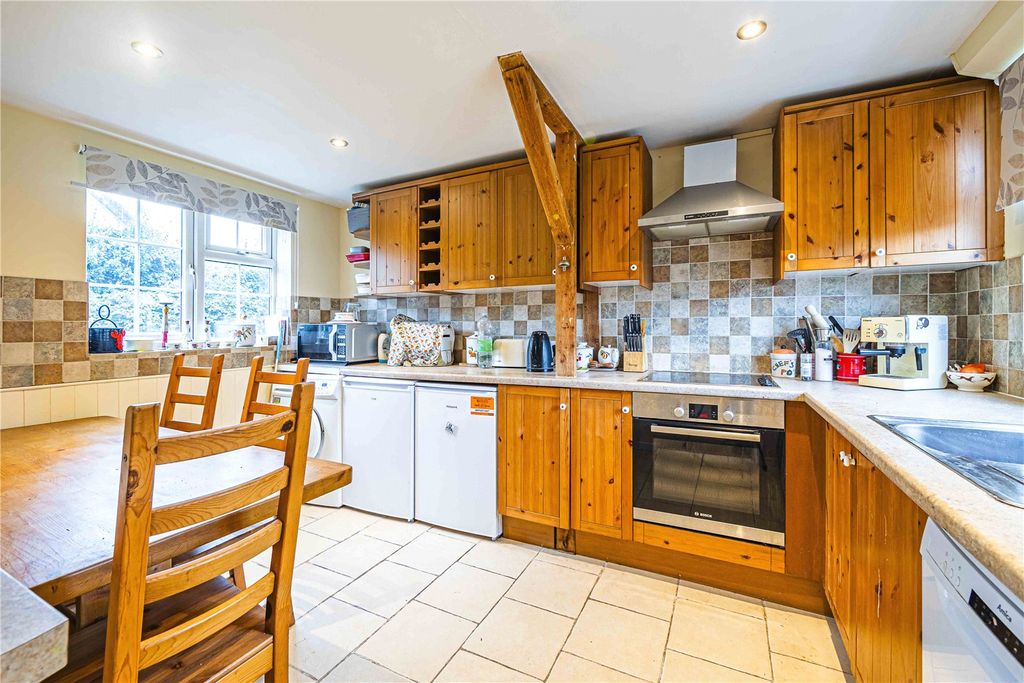 Property photo 3 of 17 Picture No. 34