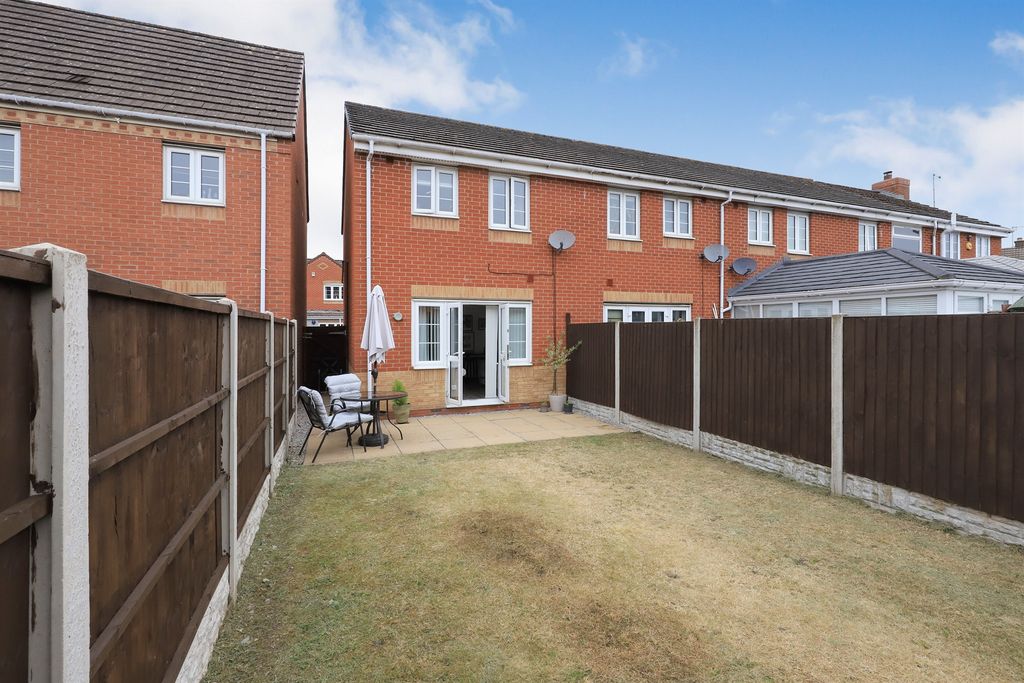Property photo 2 of 14