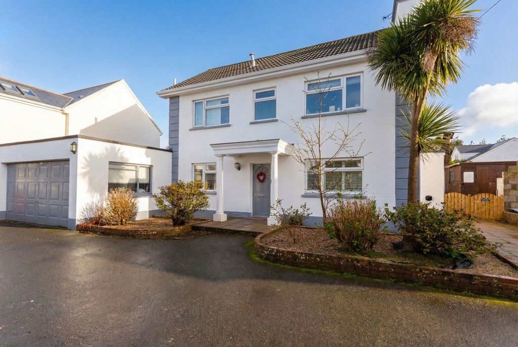 Property photo 1 of 23