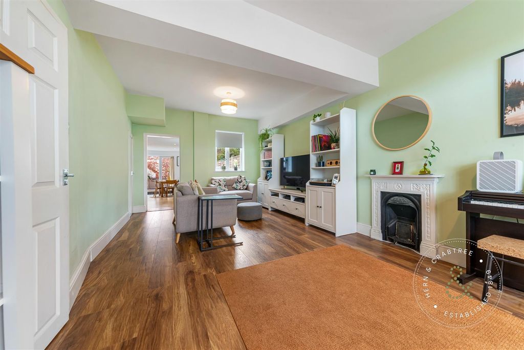 Property photo 3 of 40 North-Clive-Street-14.Jpg