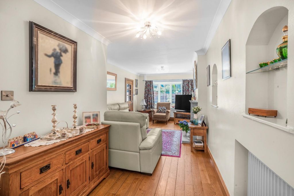 Property photo 2 of 19 3.Jpg