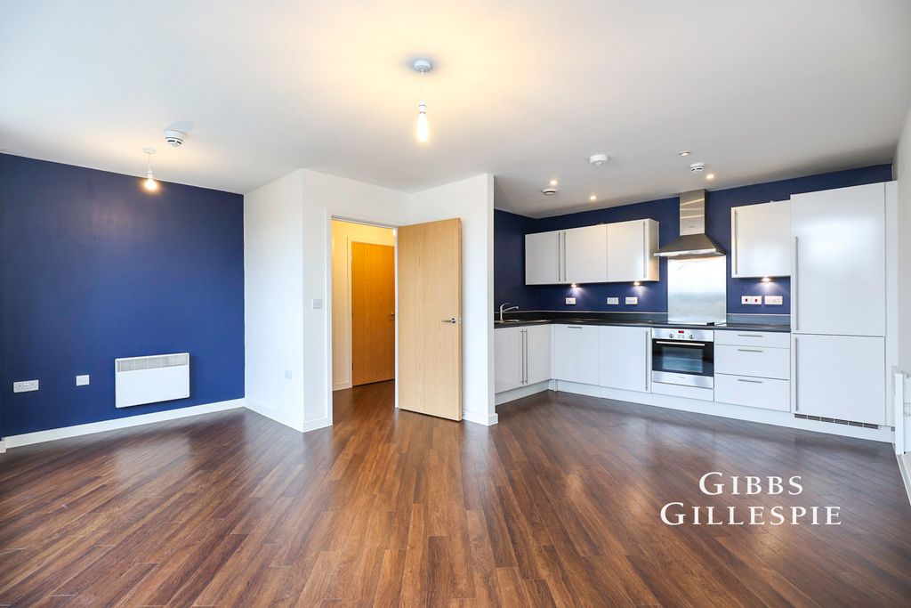 Property photo 1 of 10 Photo