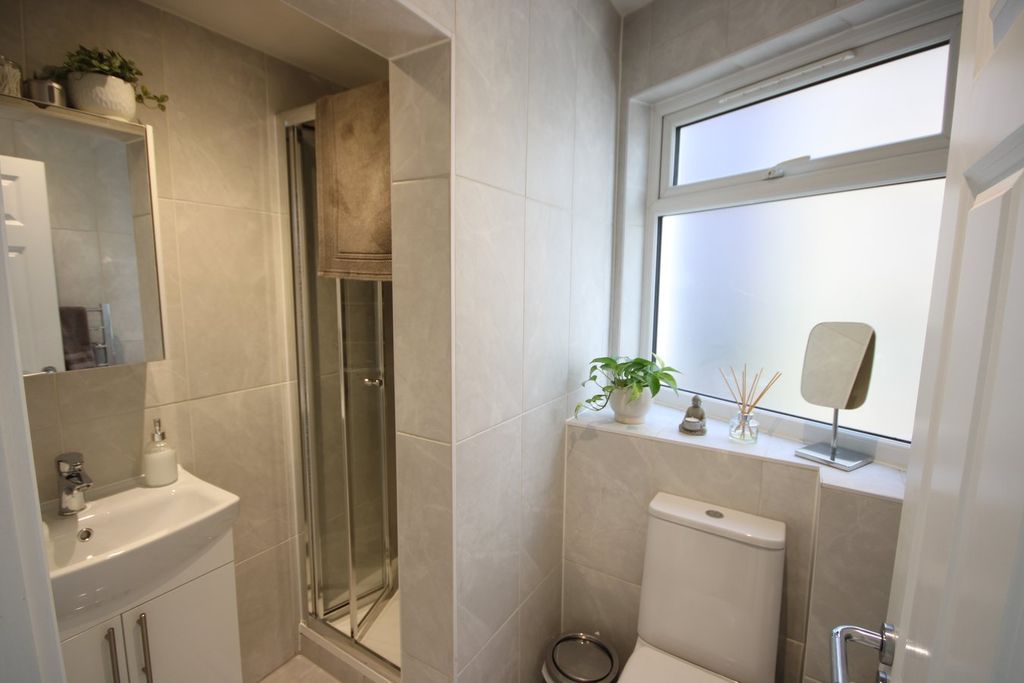 Additional image 9 of 1 bed flat for sale26 Rouge Bouillon, St Helier JE2