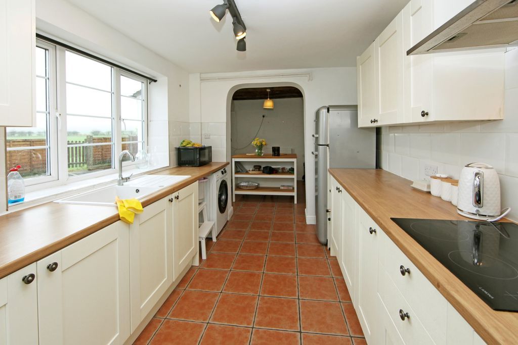 Property photo 3 of 24 Photo 35