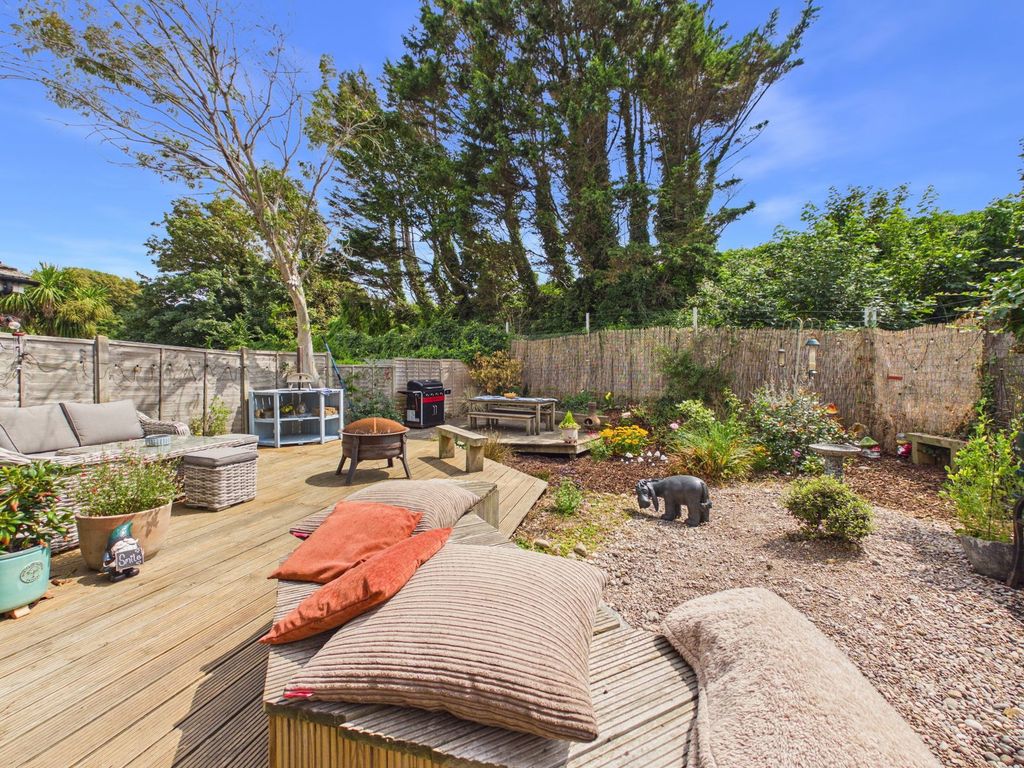 Property photo 3 of 22