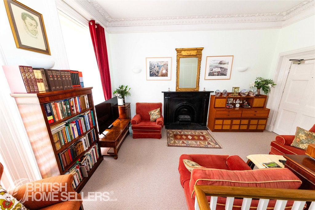 Property photo 3 of 24 Picture No. 29
