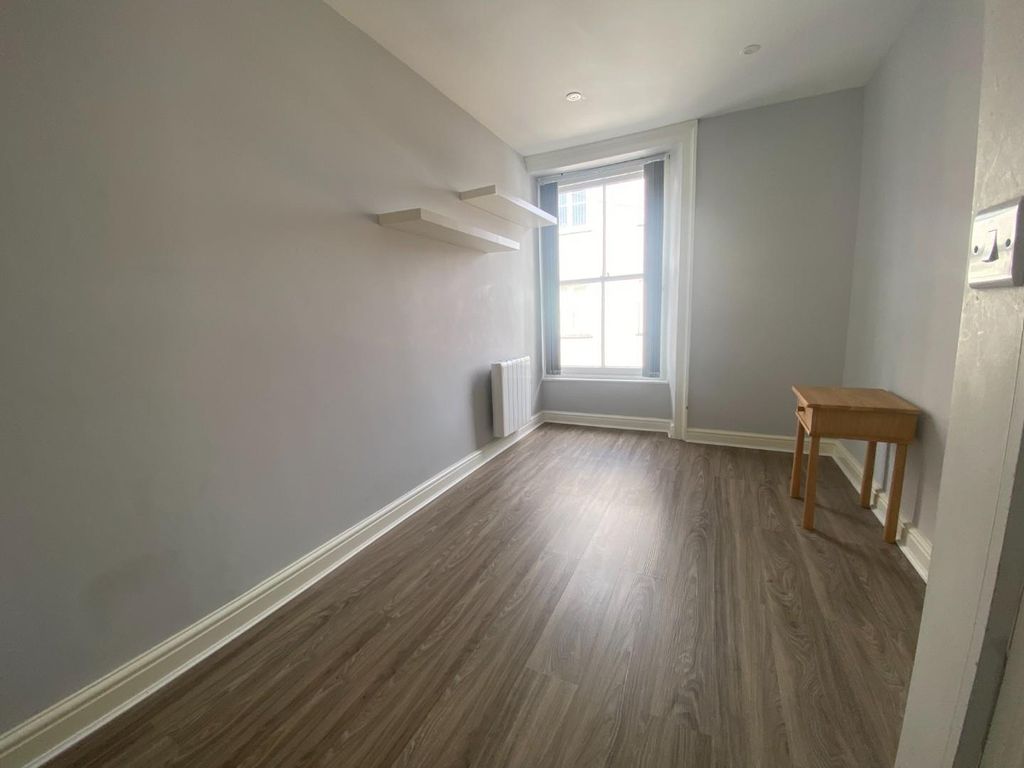 Property photo 3 of 6 Img_1963.Jpg