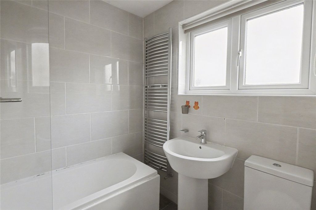 Property photo 2 of 16 Picture No. 01