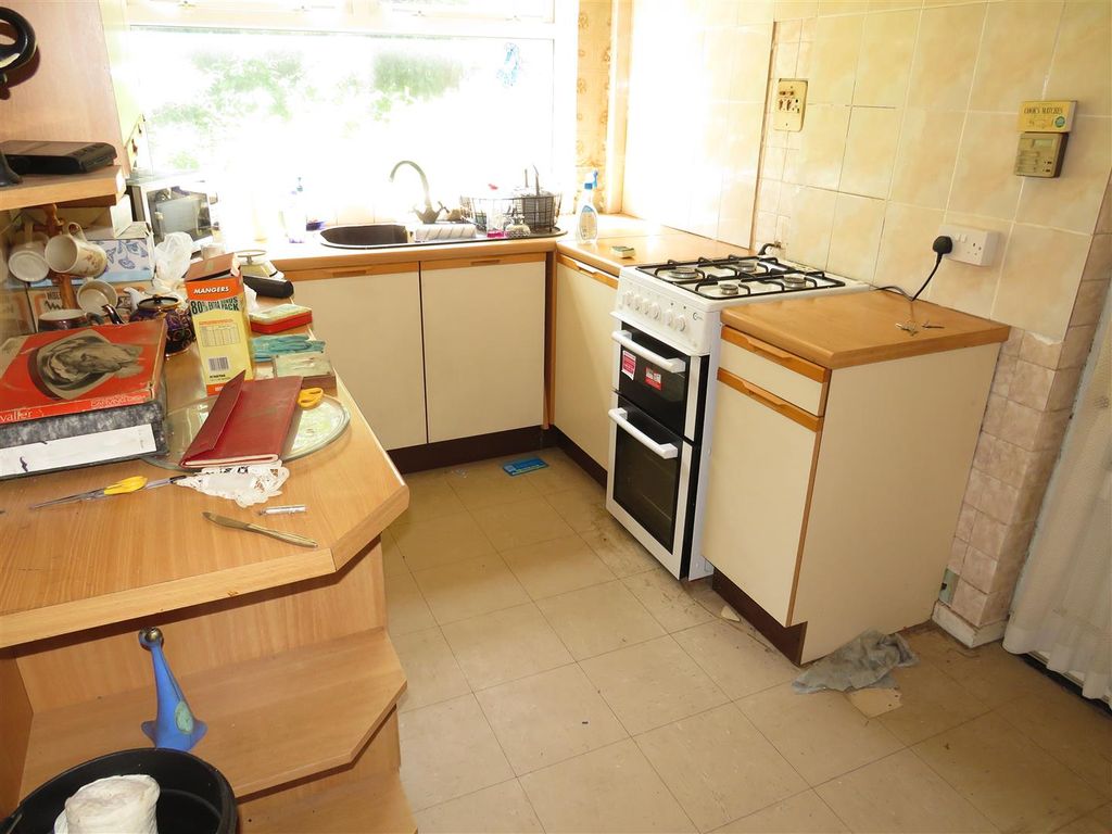 Property photo 2 of 11 Img_1815.Jpg
