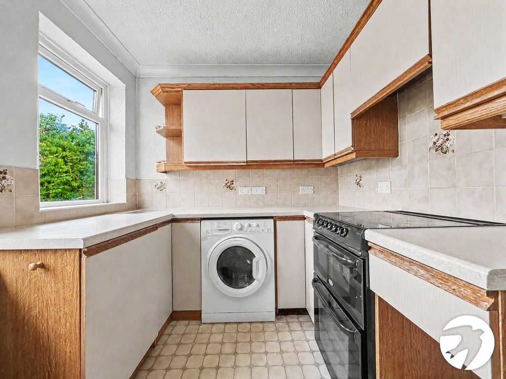 Property photo 2 of 13 Kitchen