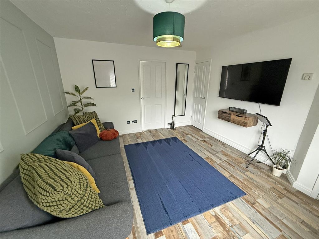 Property photo 2 of 11 Living Room A2.Jpg