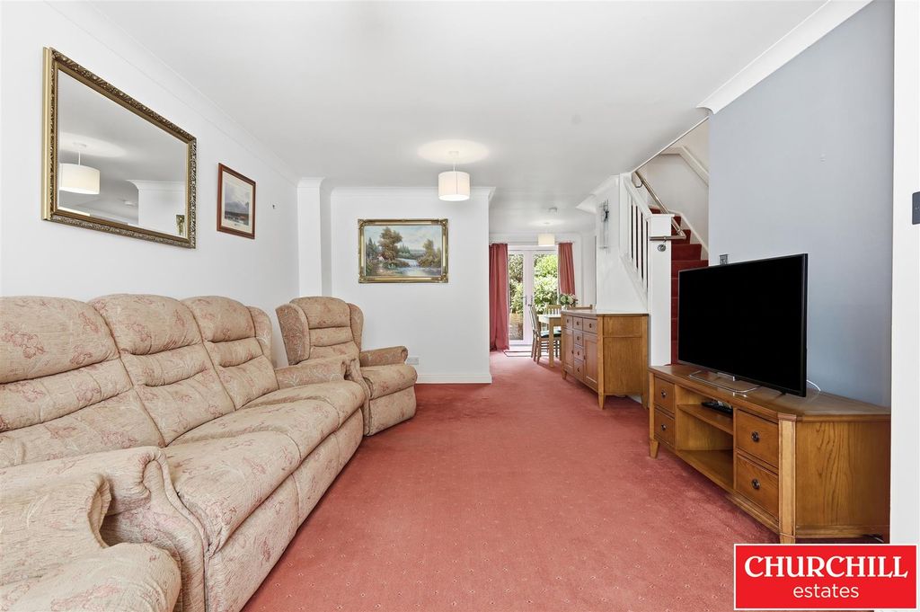 Property photo 2 of 24