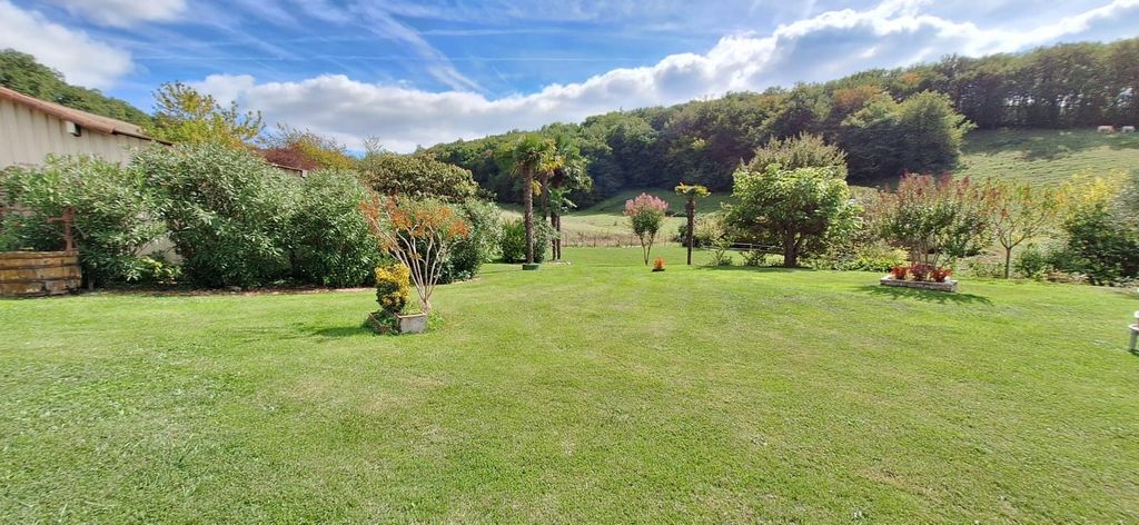 Property photo 2 of 50