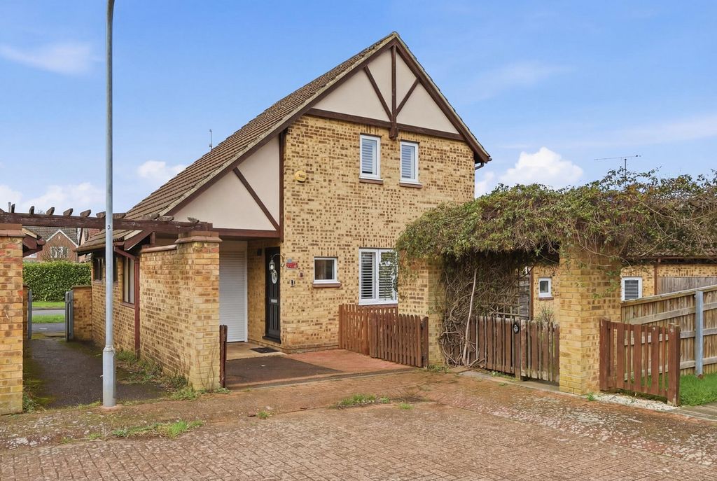 Property photo 1 of 16