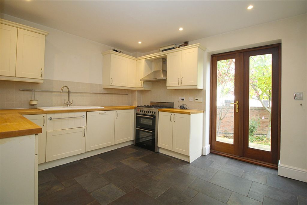 Property photo 3 of 45 Kitchen