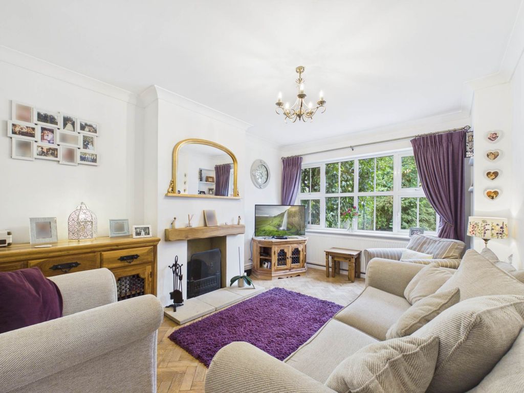 Property photo 2 of 18