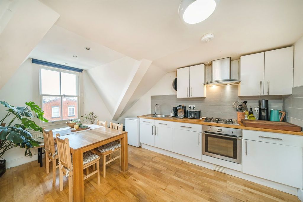 Property photo 2 of 4