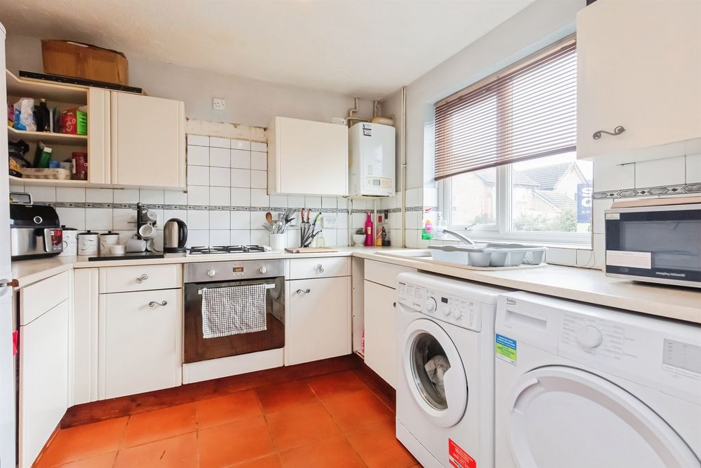 Property photo 2 of 16