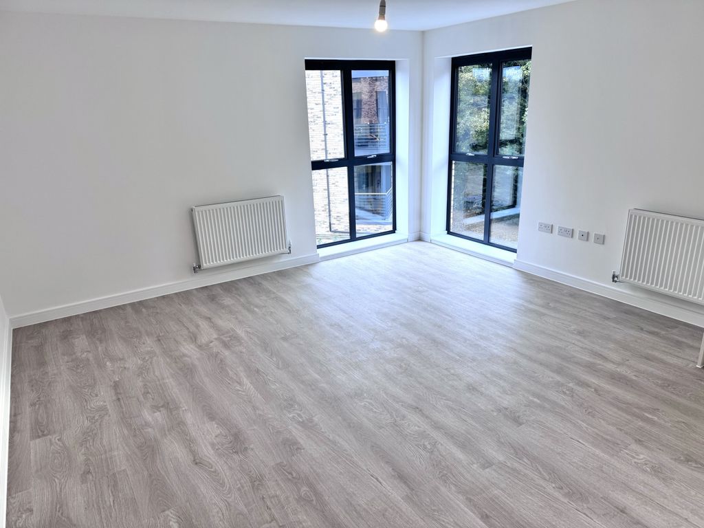 Property photo 3 of 19 Img_1190