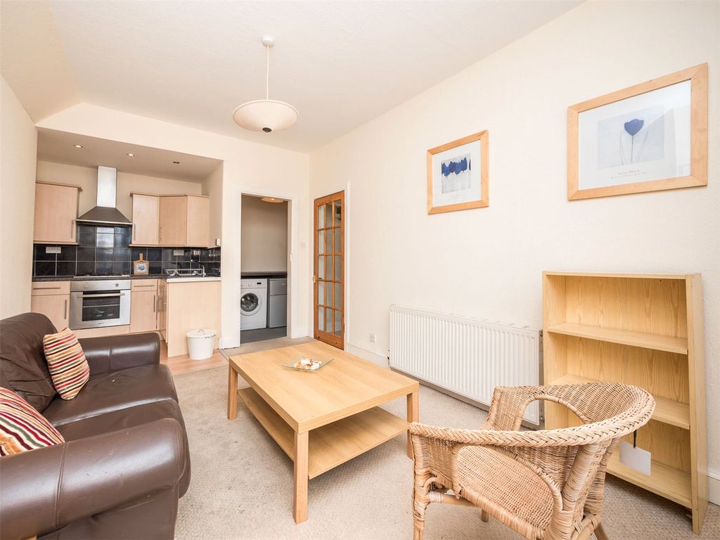 Property photo 3 of 13 Picture No. 10