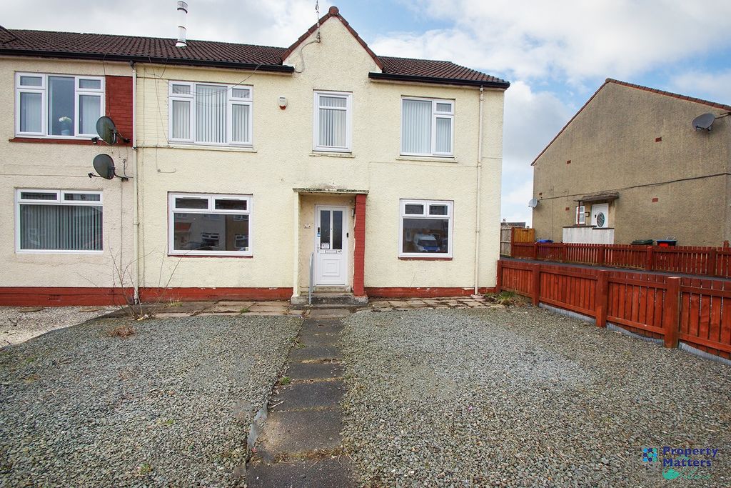 Property photo 1 of 9 2 Bedroom Ground Floor Flat