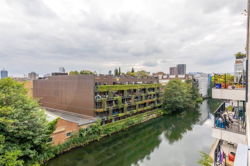 Property photo 3 of 13 Picture No. 23