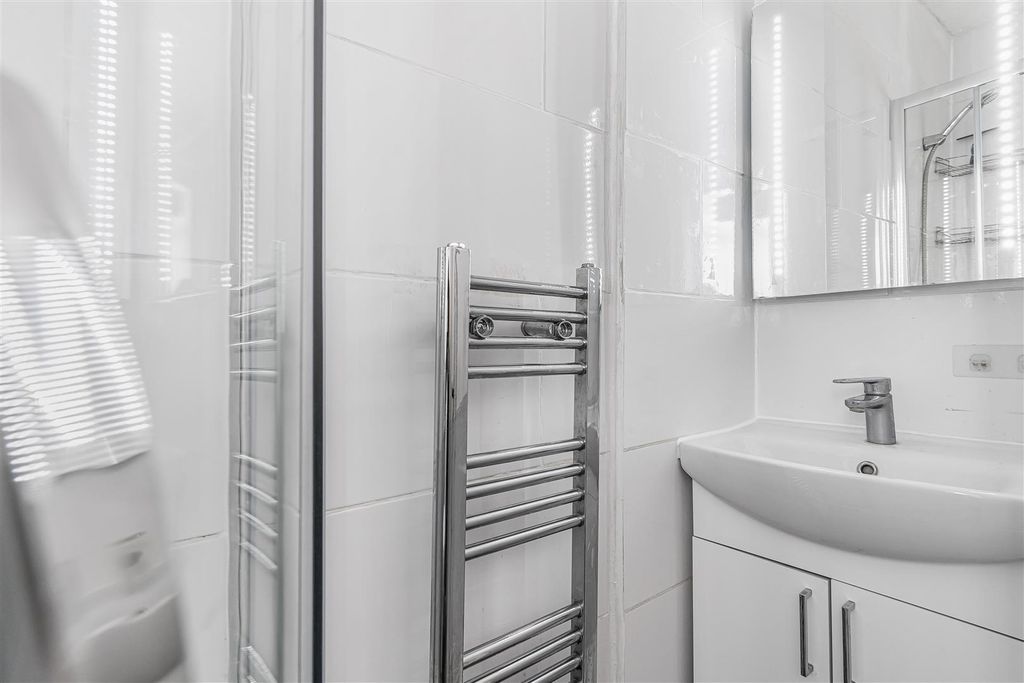 Property photo 3 of 7 16_67358.Jpg