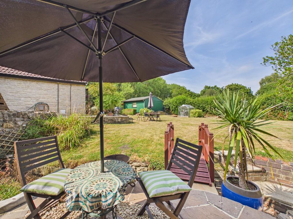 Property photo 2 of 36 Cam02703G0-Pr0045-Still012.Jpg