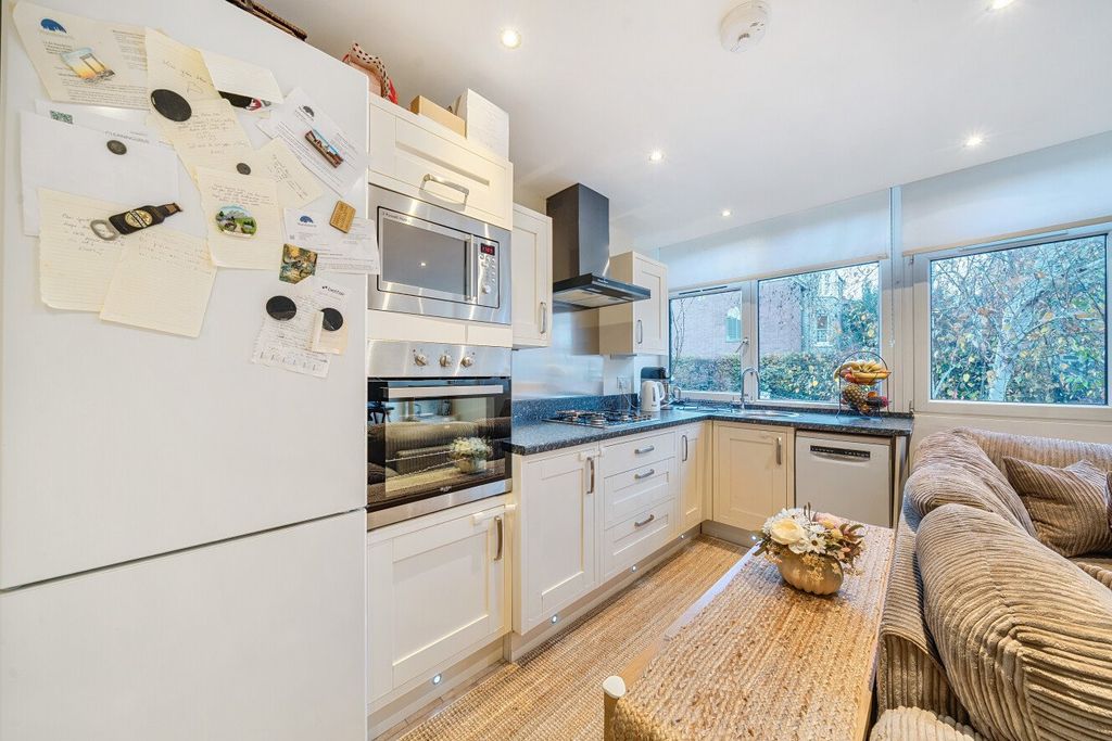 Property photo 3 of 6 Picture No. 05