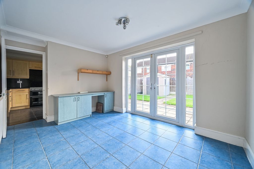 Property photo 1 of 21