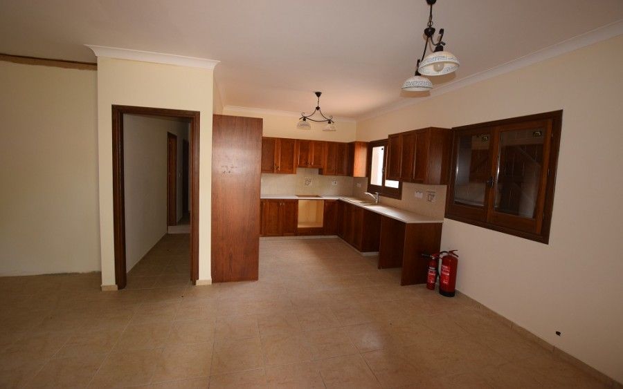 Property photo 3 of 3